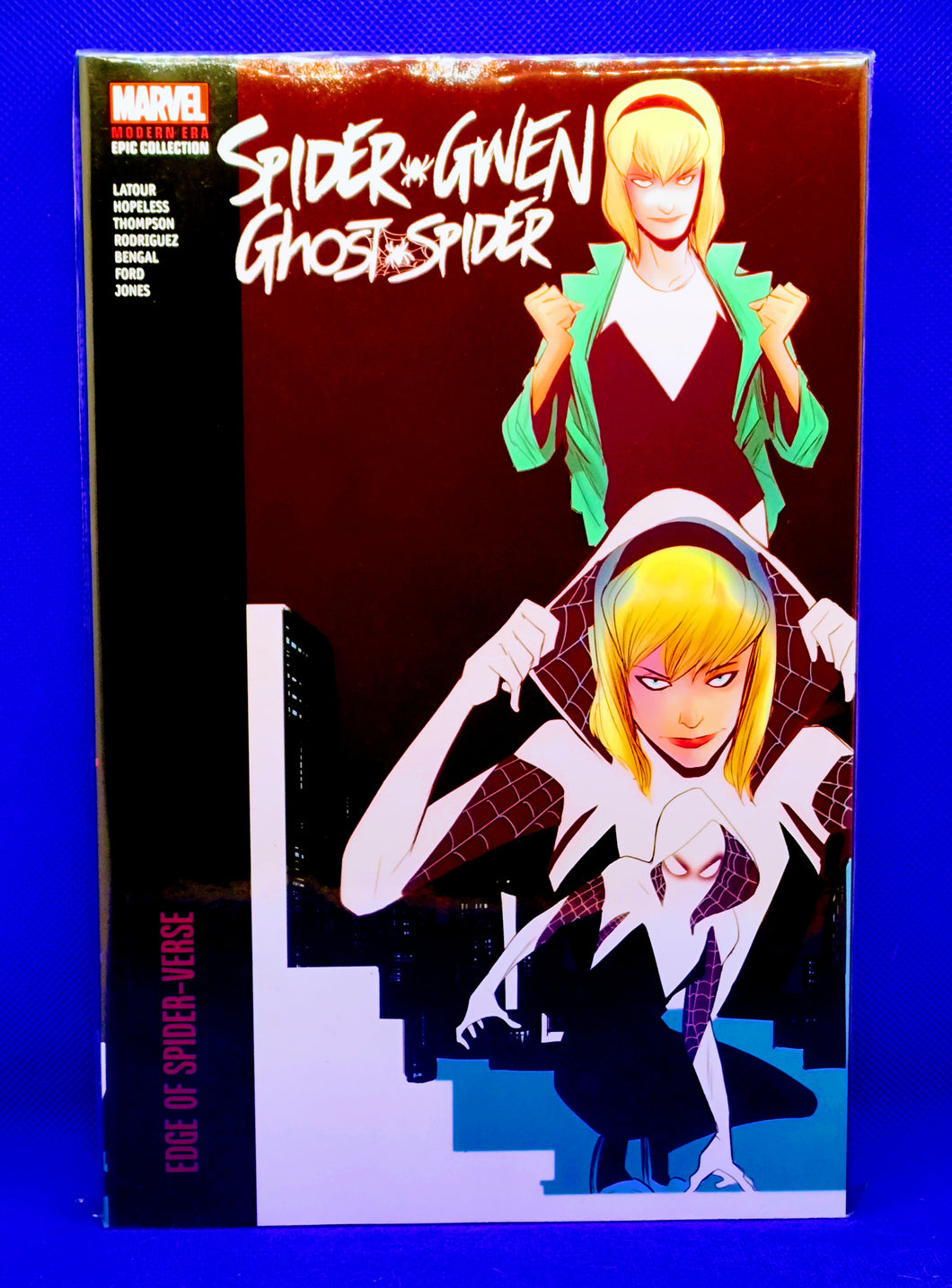 Spidergwen/Ghostspider TPB VOL.1