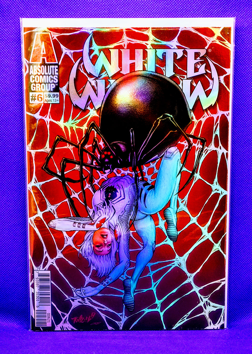 White Widow #6 Foil Variant