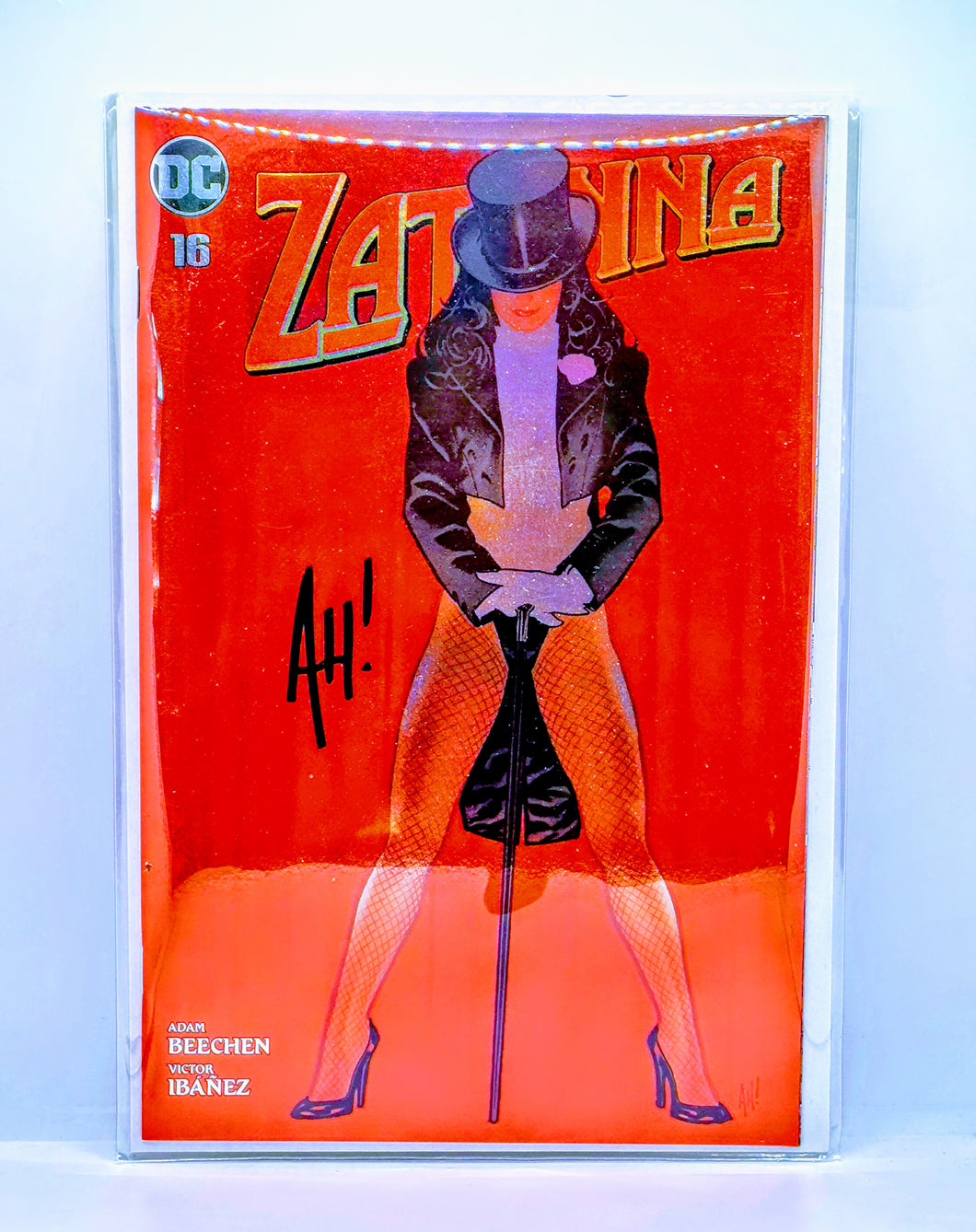 Zatanna #16 Foil Variant